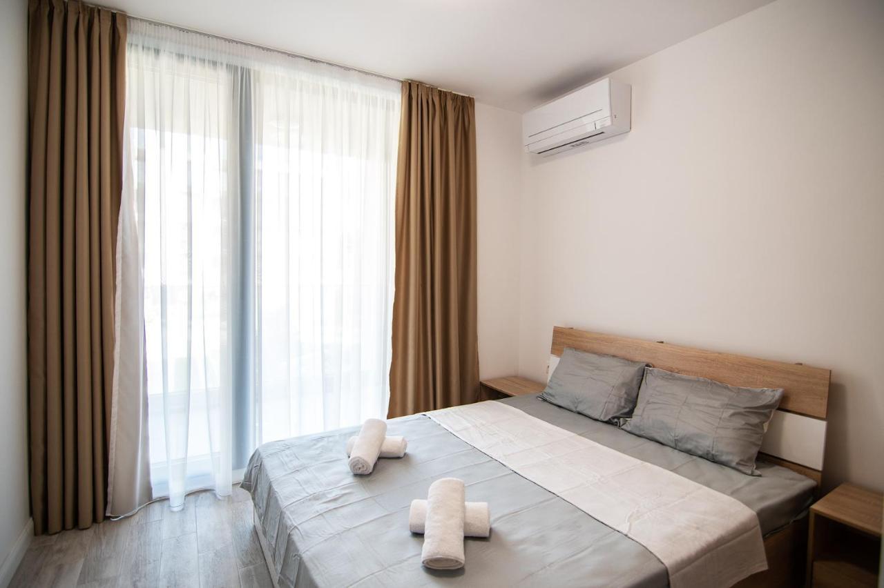 Sea Flats With Parking And Pool In Azur Residence Saints Constantine and Helena Exteriér fotografie